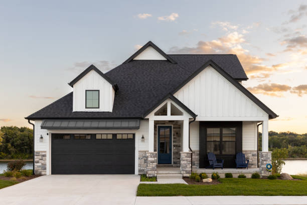 Best Wood Shake Roofing  in Fridley, MN